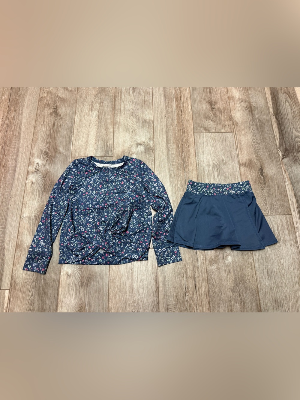 Osh’Kosh B’Gosh Floral Top & Skirt👧🏻